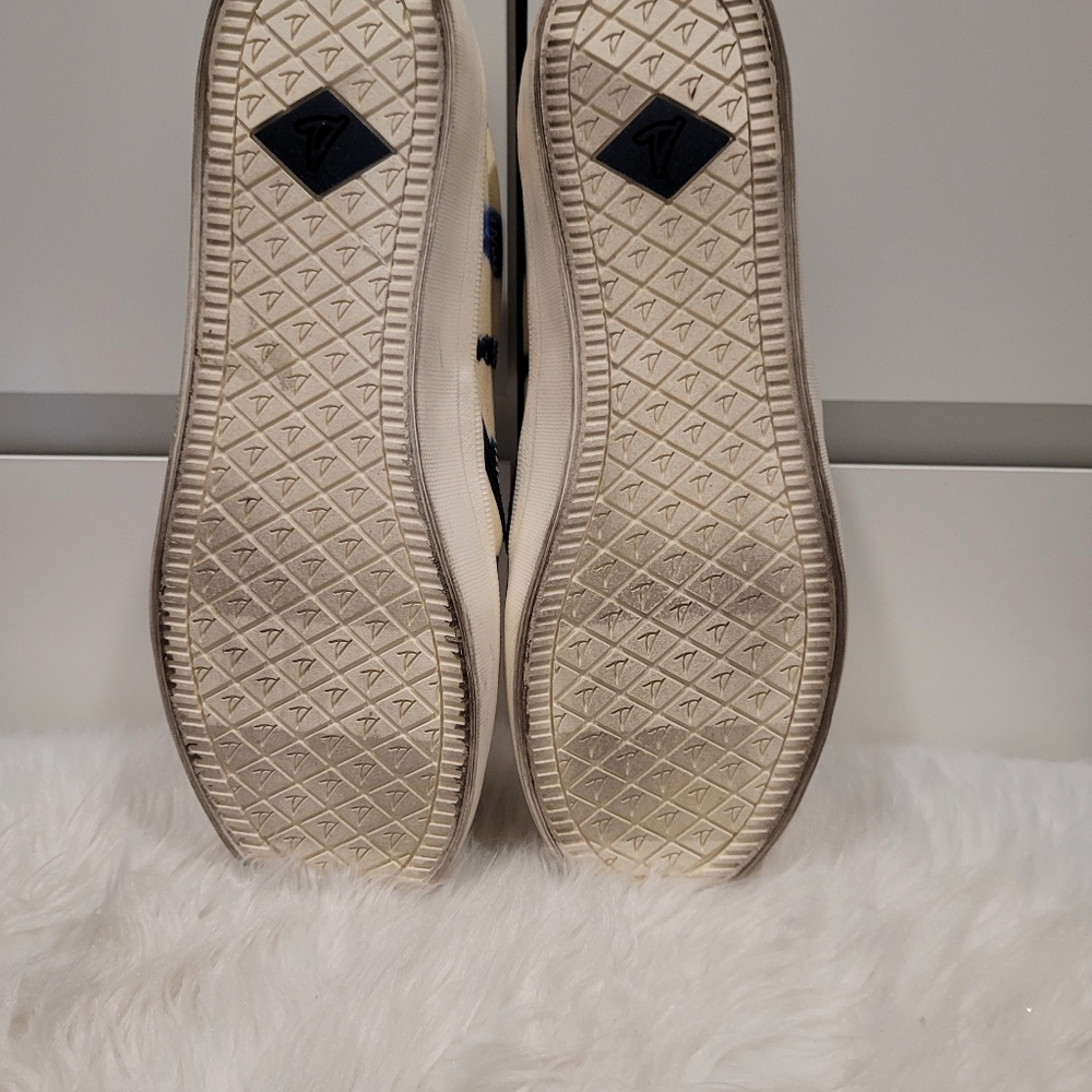 Women's Sperry Shoes - Picture 6 of 6